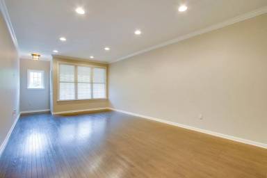 Main picture of 8818 Howard Forest Ln