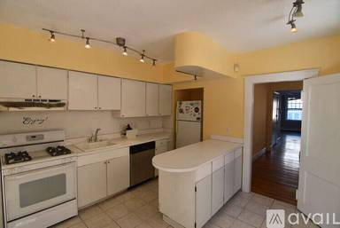 Main picture of 110 Lanark Rd