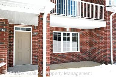 Main picture of 56375 Newport Dr