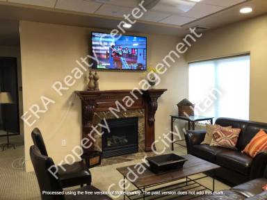 Main picture of 2069 N Main St