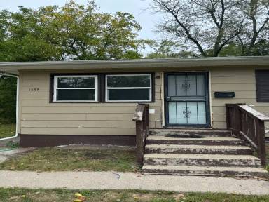 Main picture of 1338 E 50th Ct