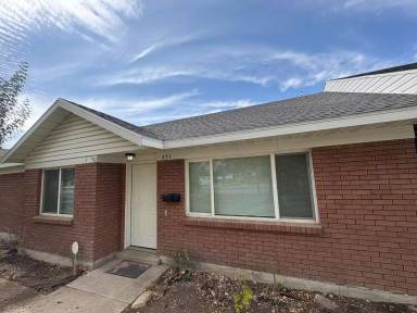 Main picture of 351 S 200 E