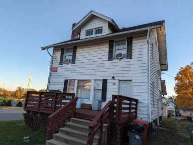 Main picture of 1305 W Macon St