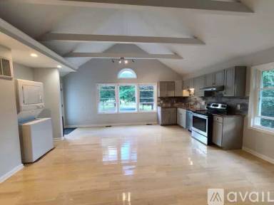 Main picture of 12940 Oxon Rd
