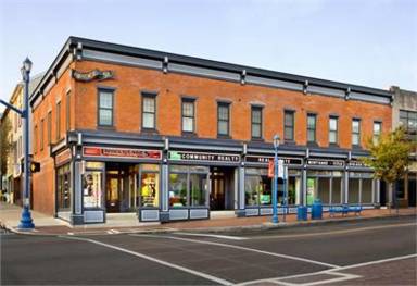 Main picture of 200 Bridge St