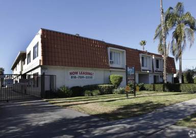 Main picture of Darby Villas