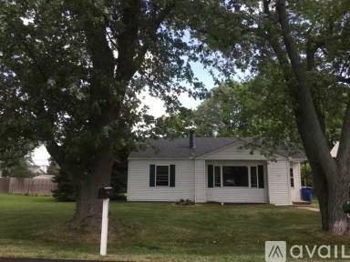 Main picture of 3105 S Grove Dr