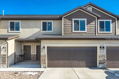 Main picture of 411 S Spanish Trails Blvd