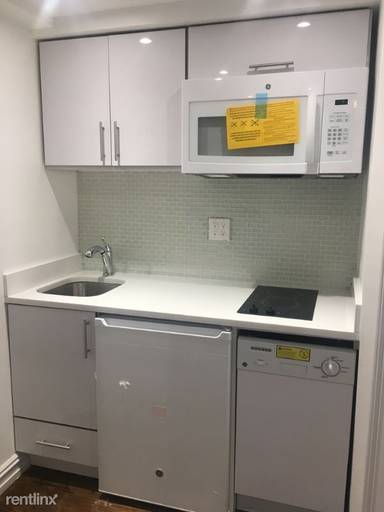 Main picture of 226 West 13th St