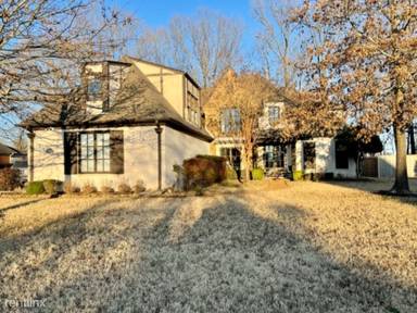 Main picture of 4452 Whisperwoods Dr