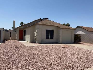 Main picture of 3214 N Ash Dr