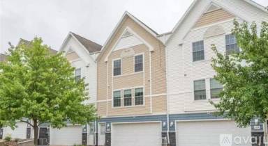 Main picture of 1246 SE Village View Ln