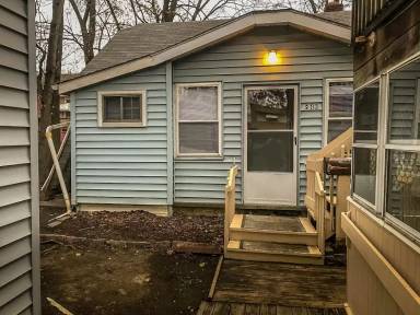 Main picture of 840 5th Ave