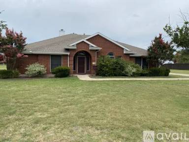 Main picture of 640 Lake Shadow Dr