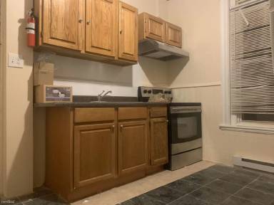 Main picture of 706 N 6th St