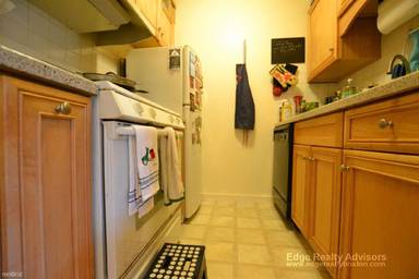Main picture of 140 Kenrick St