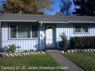 Main picture of 705 NW 2nd St