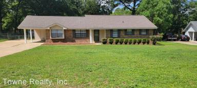 Main picture of 150 Seminole Cir