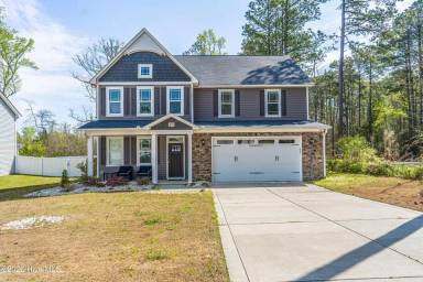 Main picture of 410 Lancaster Dr