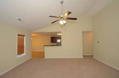 Main picture of 132 Backfield Pl