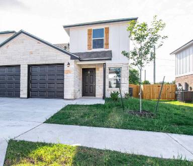 Main picture of 807 White Meadow Ln