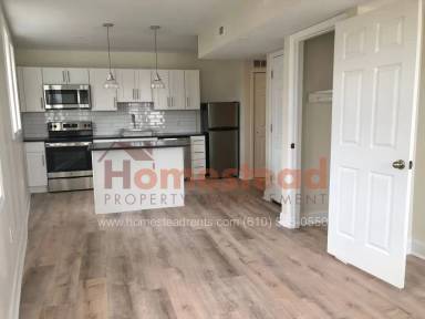 Main picture of 137 E Spring Ave
