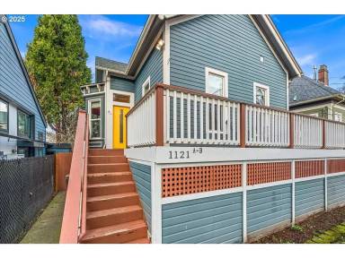 Main picture of 1121 SE Sherman St