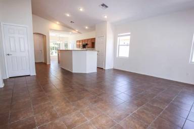 Main picture of 7905 N Music Mountain Ln