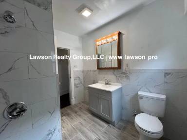 Main picture of 1208 Chapman Ave SW