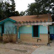 Main picture of 902 W Oltorf St