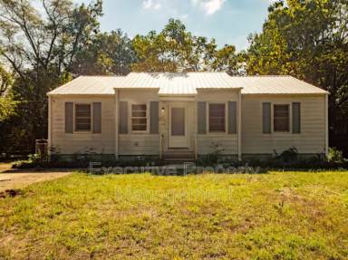 Main picture of 373 Belcher Dr