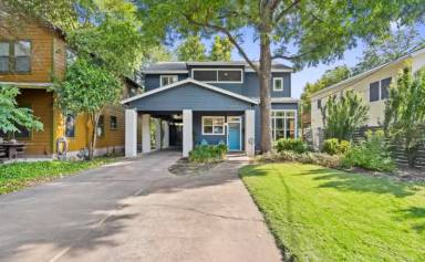 Main picture of 606 Fletcher St