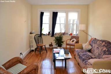 Main picture of 45 Chestnut Hill Ave