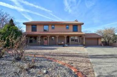 Main picture of 2523 Claremont Ct NE