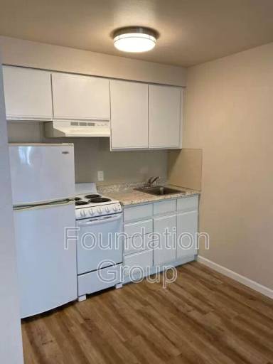 Main picture of First Hill Apartments