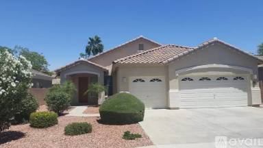 Main picture of 3210 E Lark Dr
