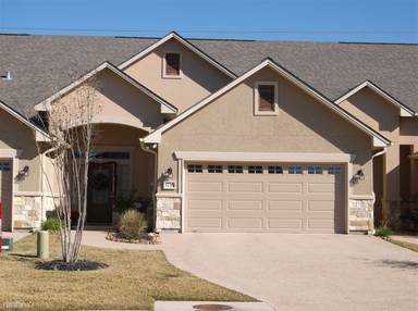 Main picture of 1736 Lonetree Dr