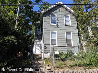 Main picture of 833 Crescent Ave