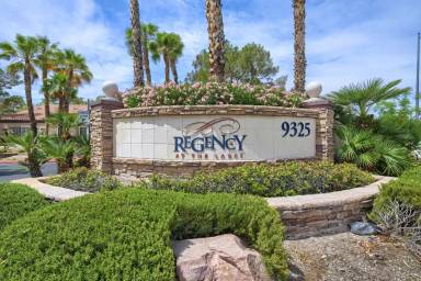 Main picture of Regency At the Lakes