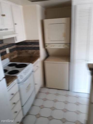 Main picture of 3627 Oak Creek Dr