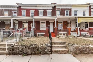 Main picture of 5242 Linden Heights Ave