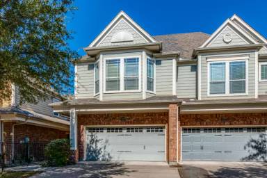 Main picture of 4523 W University Blvd