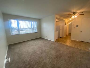 Main picture of 22650 Euclid Ave