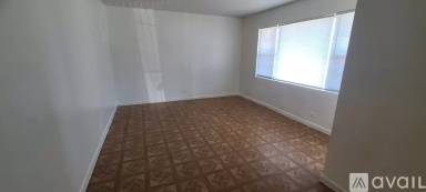 Main picture of 1530 N 1st Ave