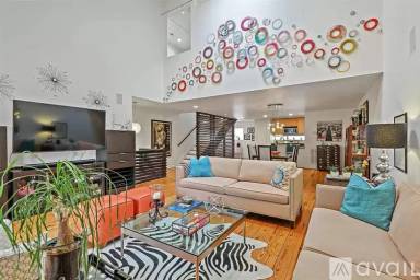 Main picture of 2809 Crawford St