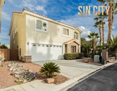Main picture of 4490 Zev Ct
