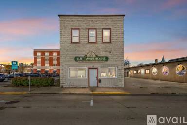 Main picture of 15 3rd St