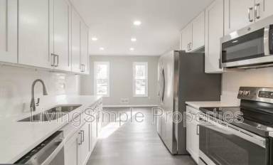 Main picture of 14905 Clavel St