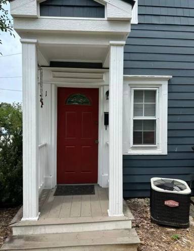 Main picture of 1409 Charles St