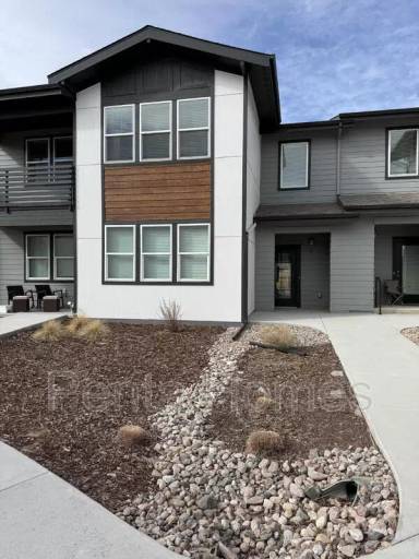 Main picture of 563 Vicot Way
